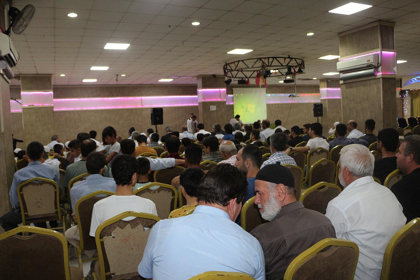 Mardin'in Kızıltepe ilçesinde düzenlenen “Hayat Namazla Güzeldir” programı düzenlendi. 